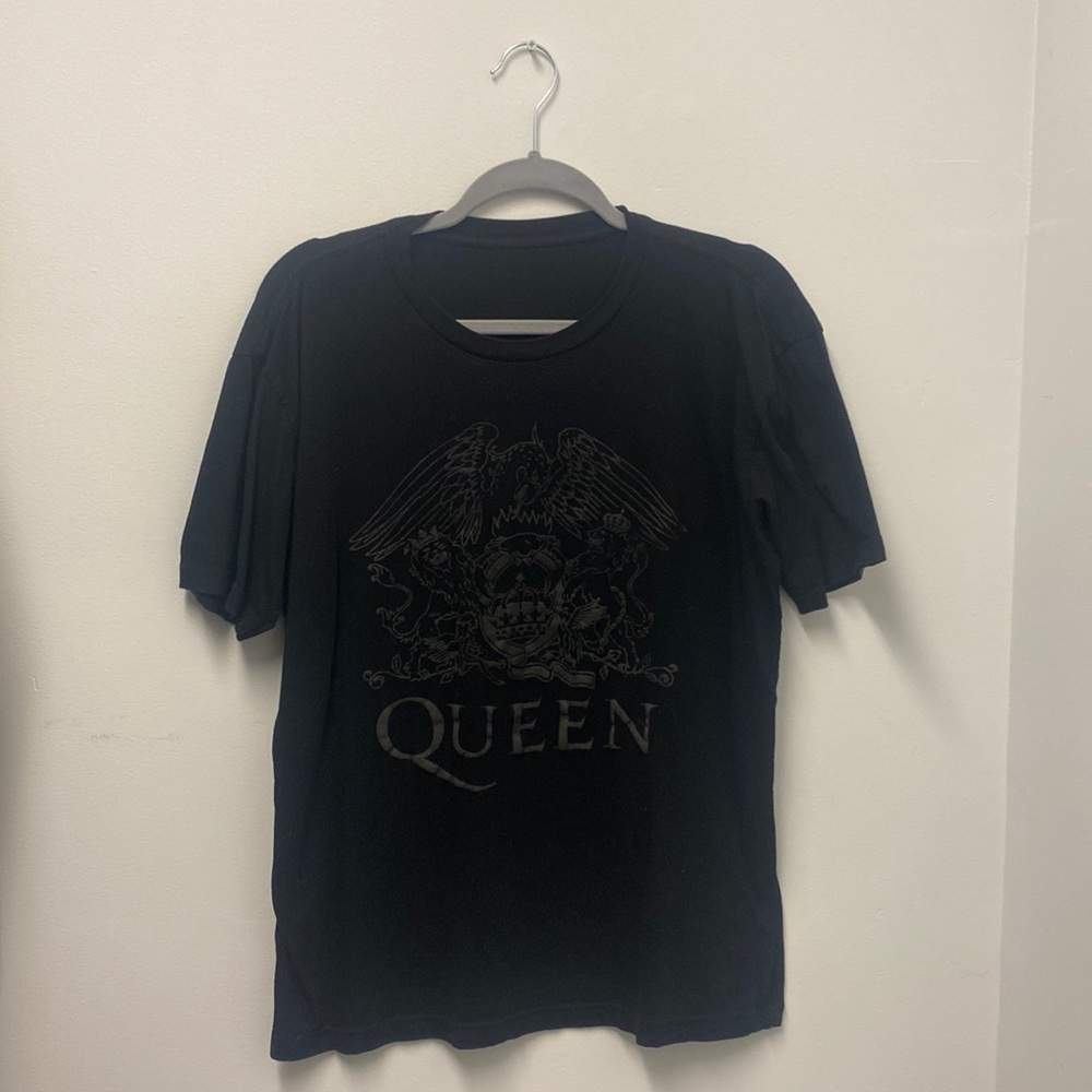 Preowned Queen tshirt